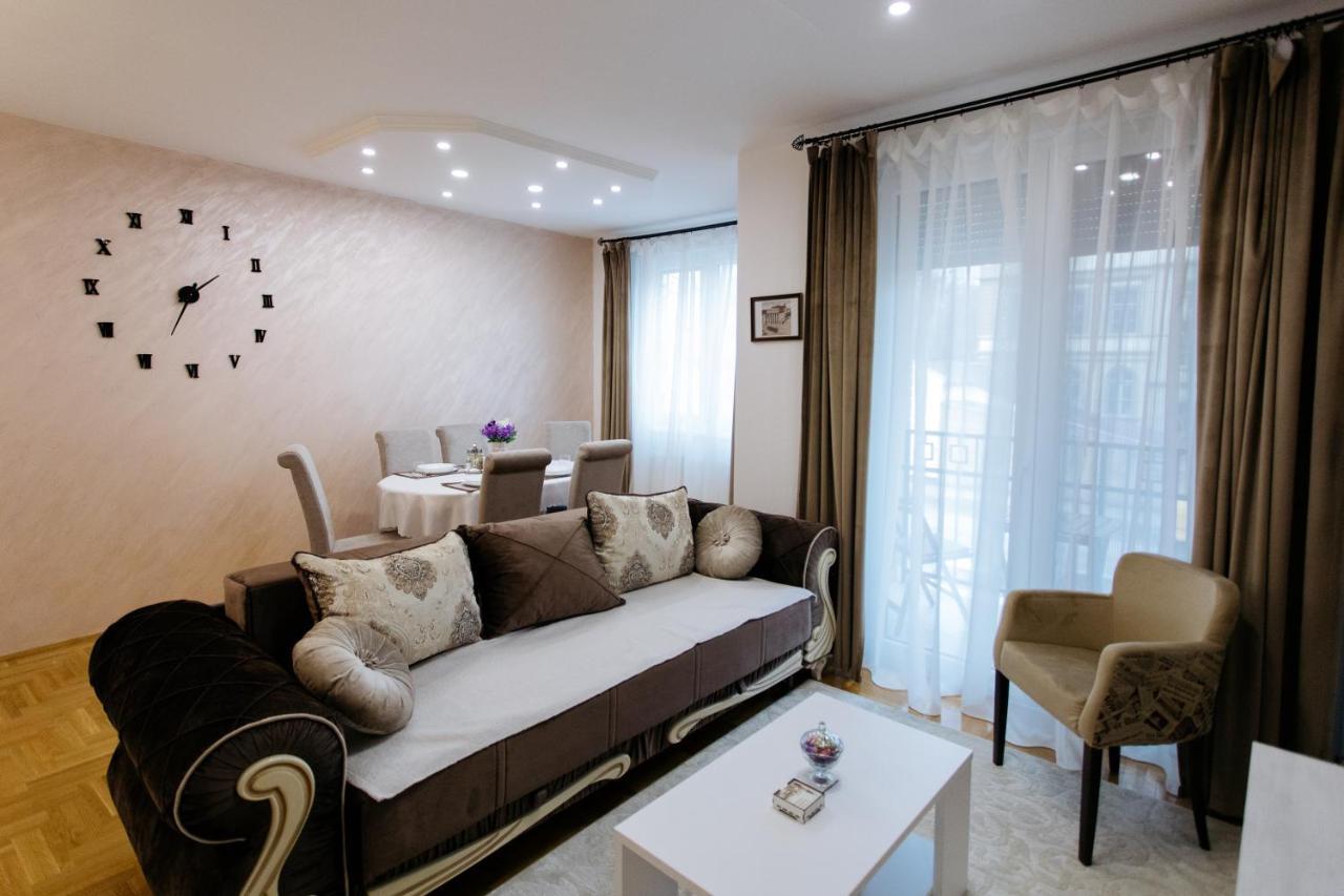 Apartman Kristina 4* Subotica Esterno foto