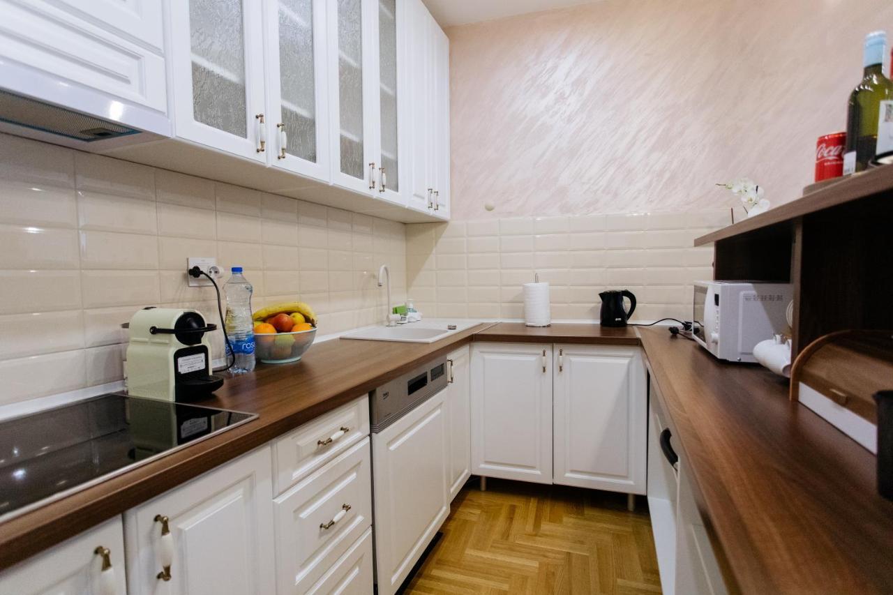 Apartman Kristina 4* Subotica Esterno foto