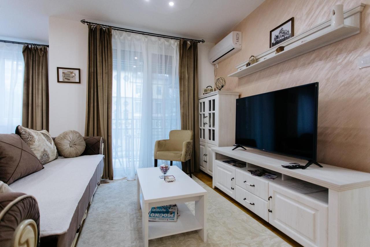 Apartman Kristina 4* Subotica Esterno foto