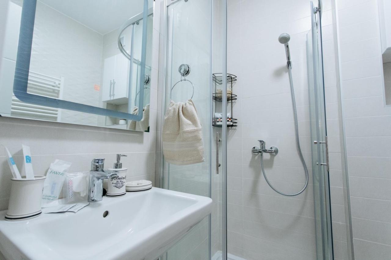 Apartman Kristina 4* Subotica Esterno foto